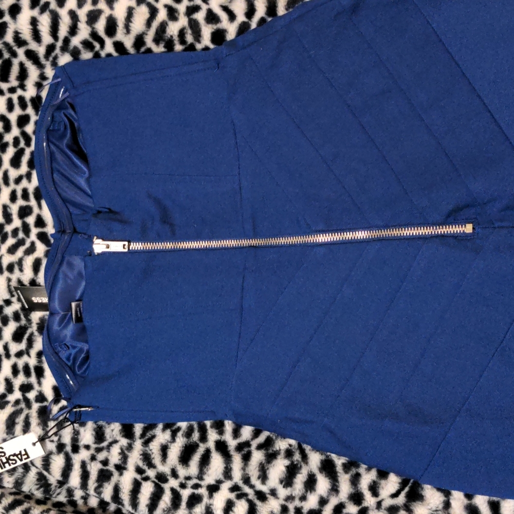 Express Strapless Mini Dress - Picture 5 of 6
